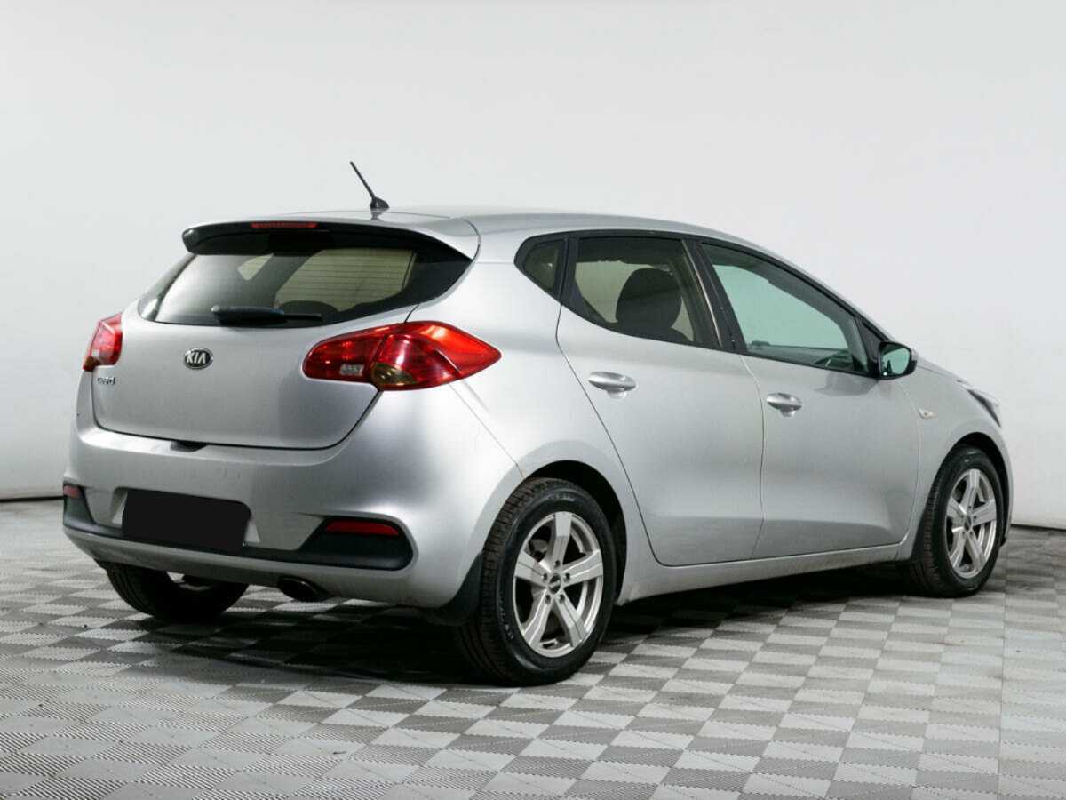 Kia Ceed с пробегом — 2012 год. Фото: #3
