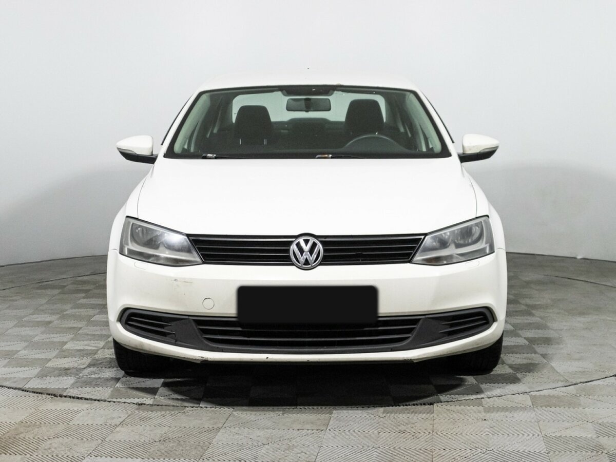 Volkswagen Jetta с пробегом — 2014 год. Фото: #1