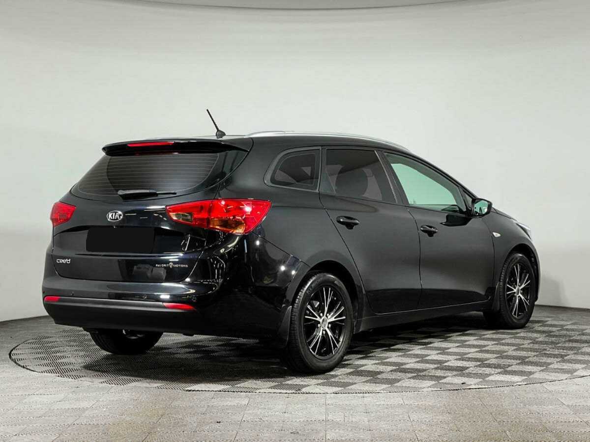 Kia Ceed с пробегом — 2015 год. Фото: #3