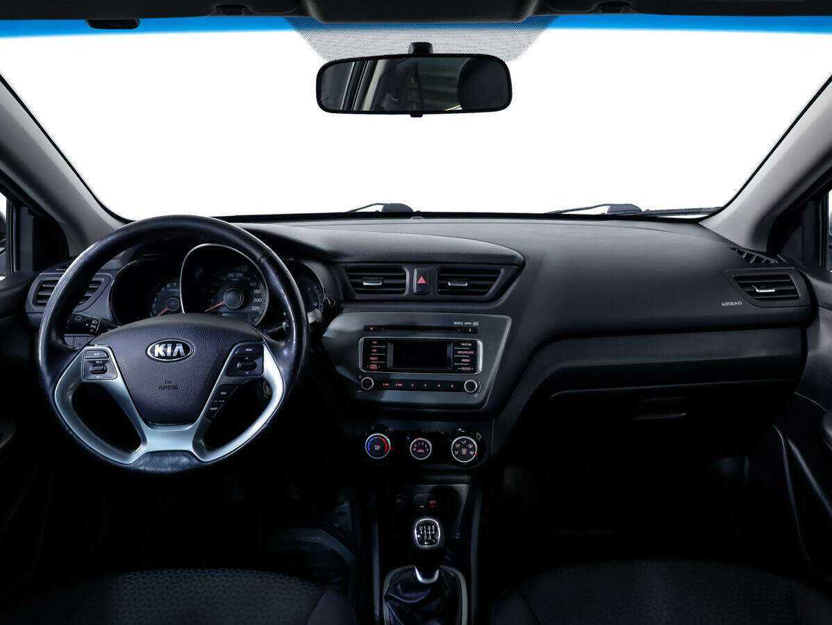 Kia Rio с пробегом — 2017 год. Фото: #9
