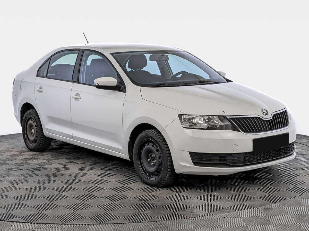Skoda Rapid с пробегом — 2018 год. Фото: #2