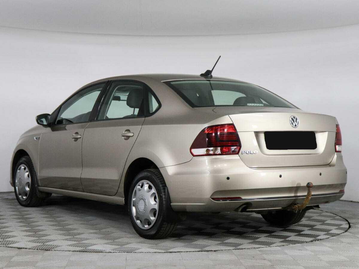 Volkswagen Polo с пробегом — 2019 год. Фото: #6