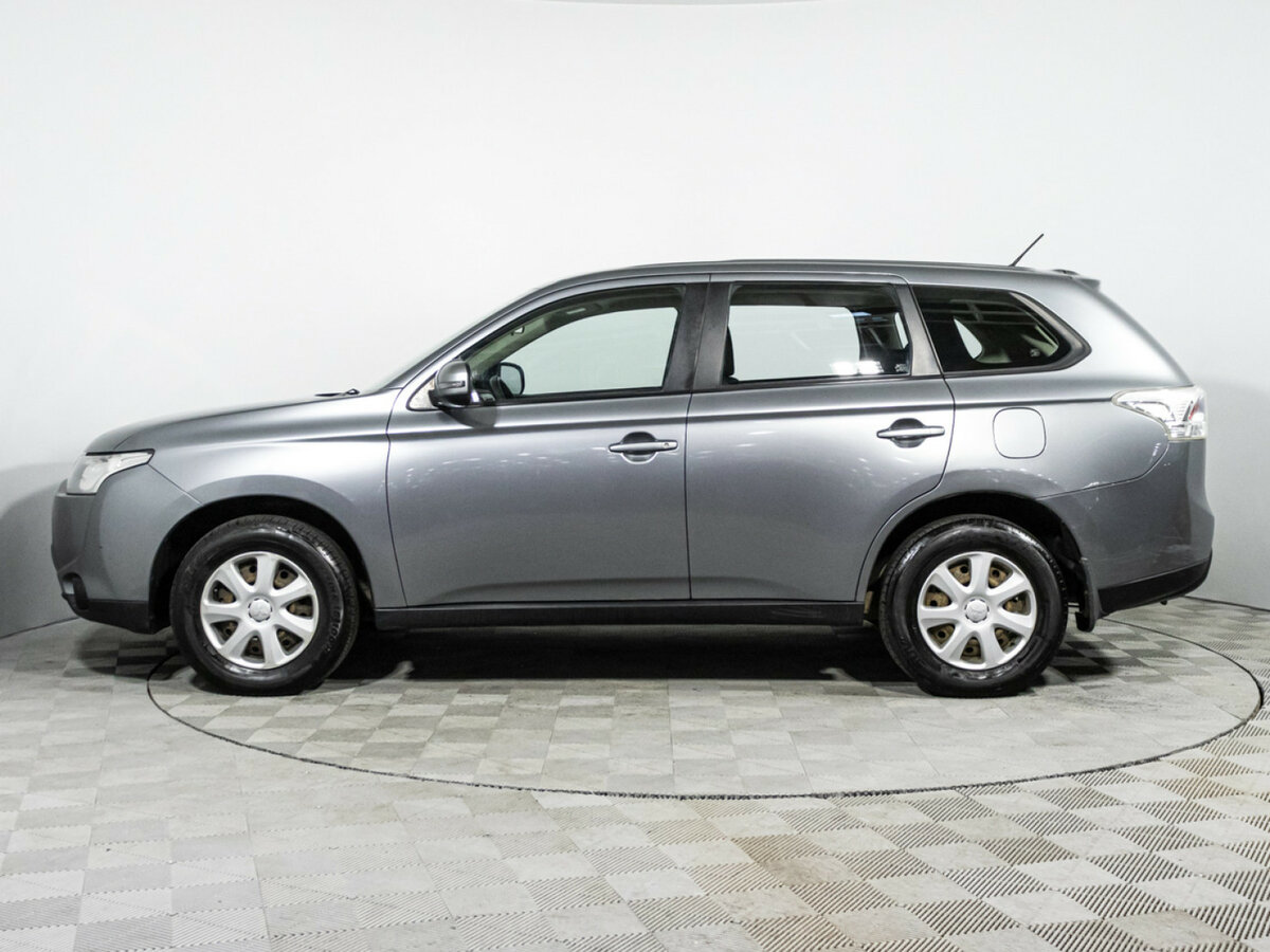 Mitsubishi Outlander с пробегом — 2013 год. Фото: #7