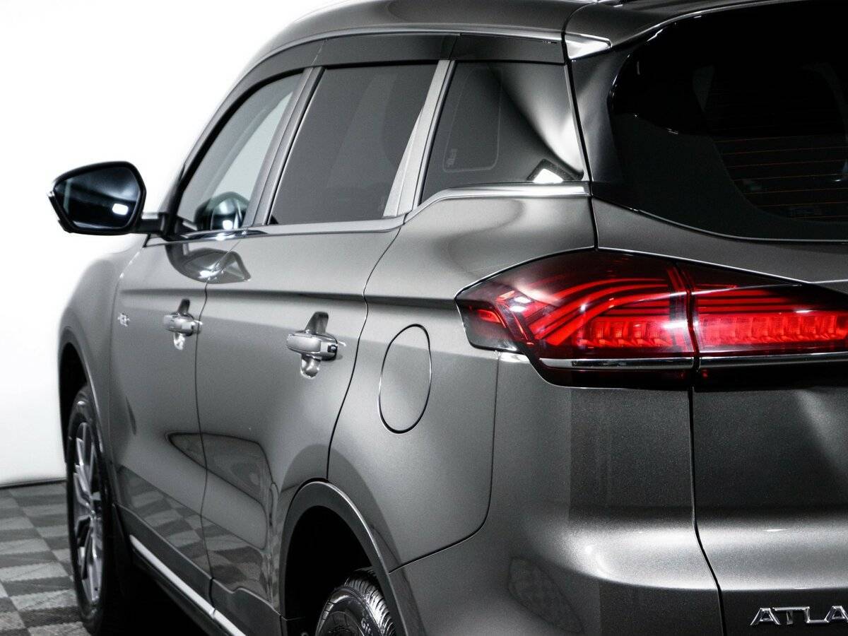 Geely Atlas Pro с пробегом — 2022 год. Фото: #19