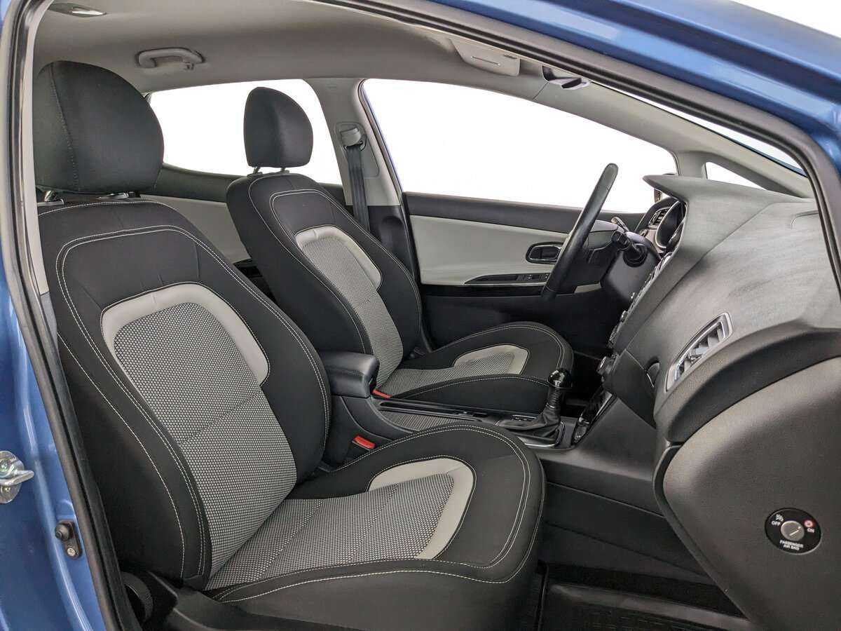 Kia Ceed с пробегом — 2012 год. Фото: #18