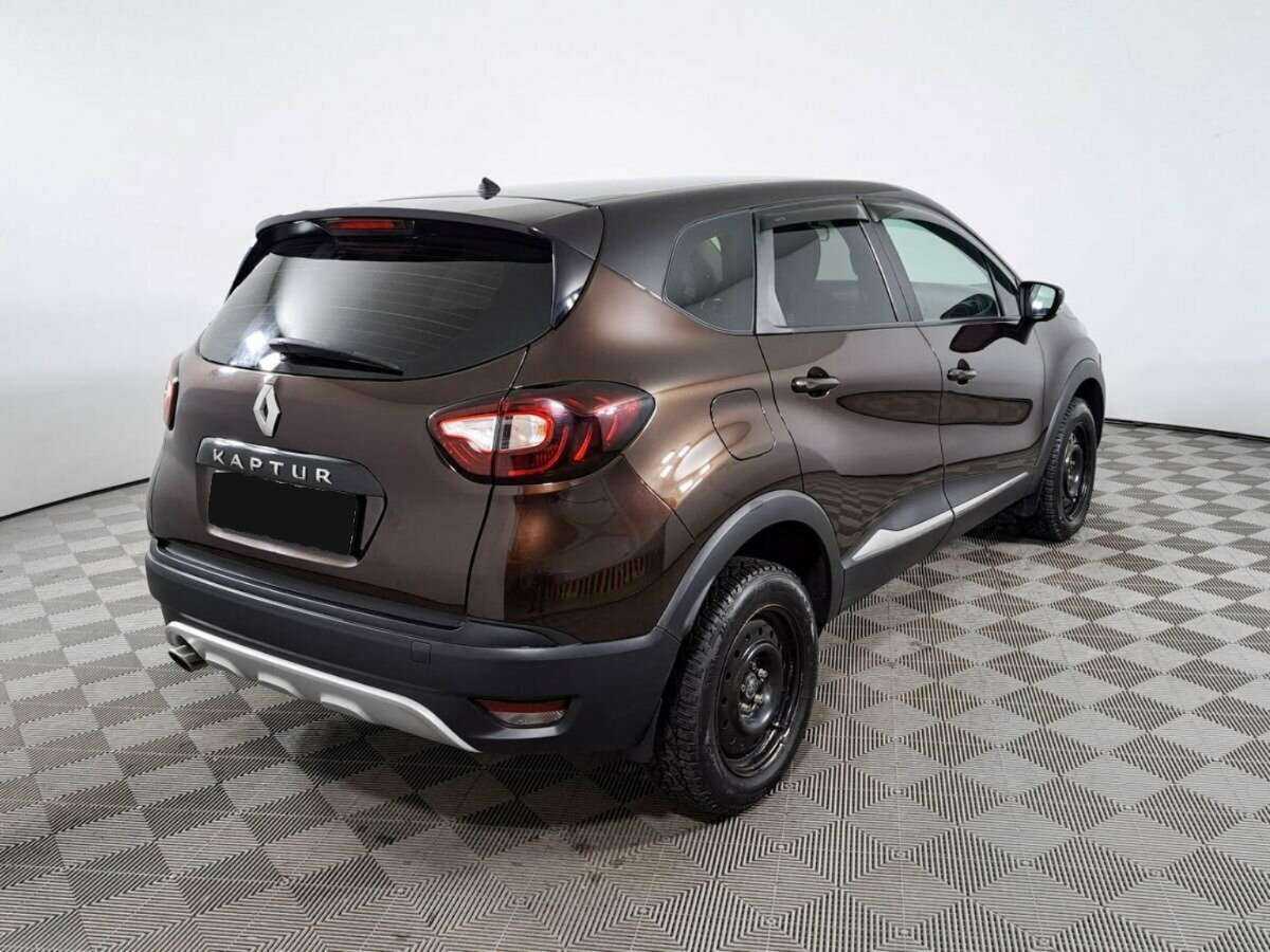 Renault Kaptur с пробегом — 2017 год. Фото: #4