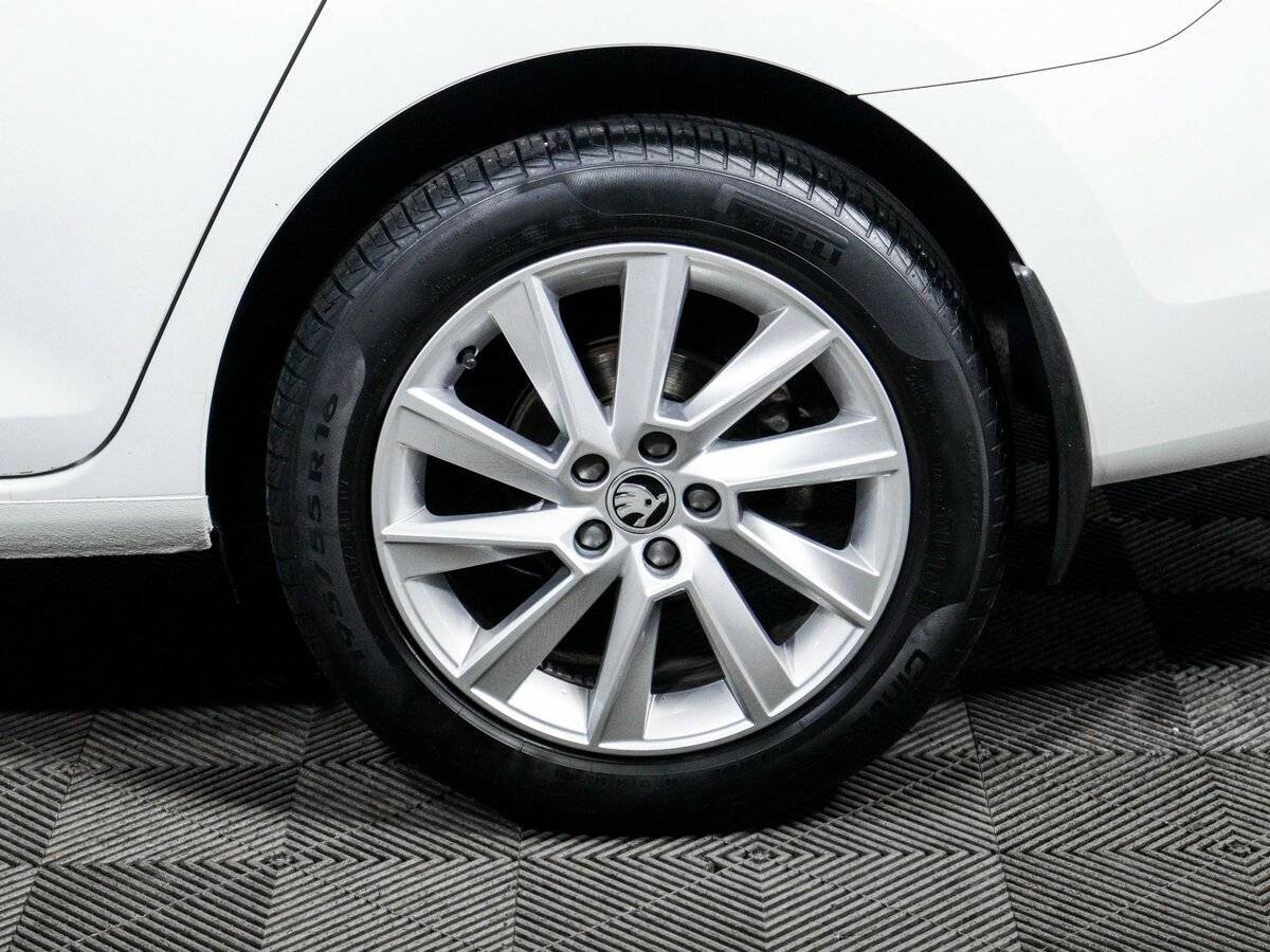 Skoda Rapid с пробегом — 2020 год. Фото: #13