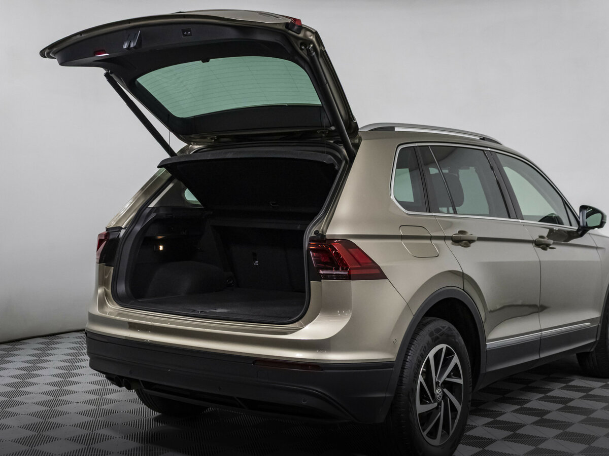 Volkswagen Tiguan с пробегом — 2018 год. Фото: #13