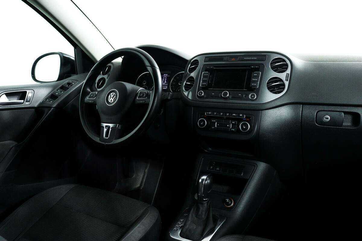 Volkswagen Tiguan с пробегом — 2013 год. Фото: #8