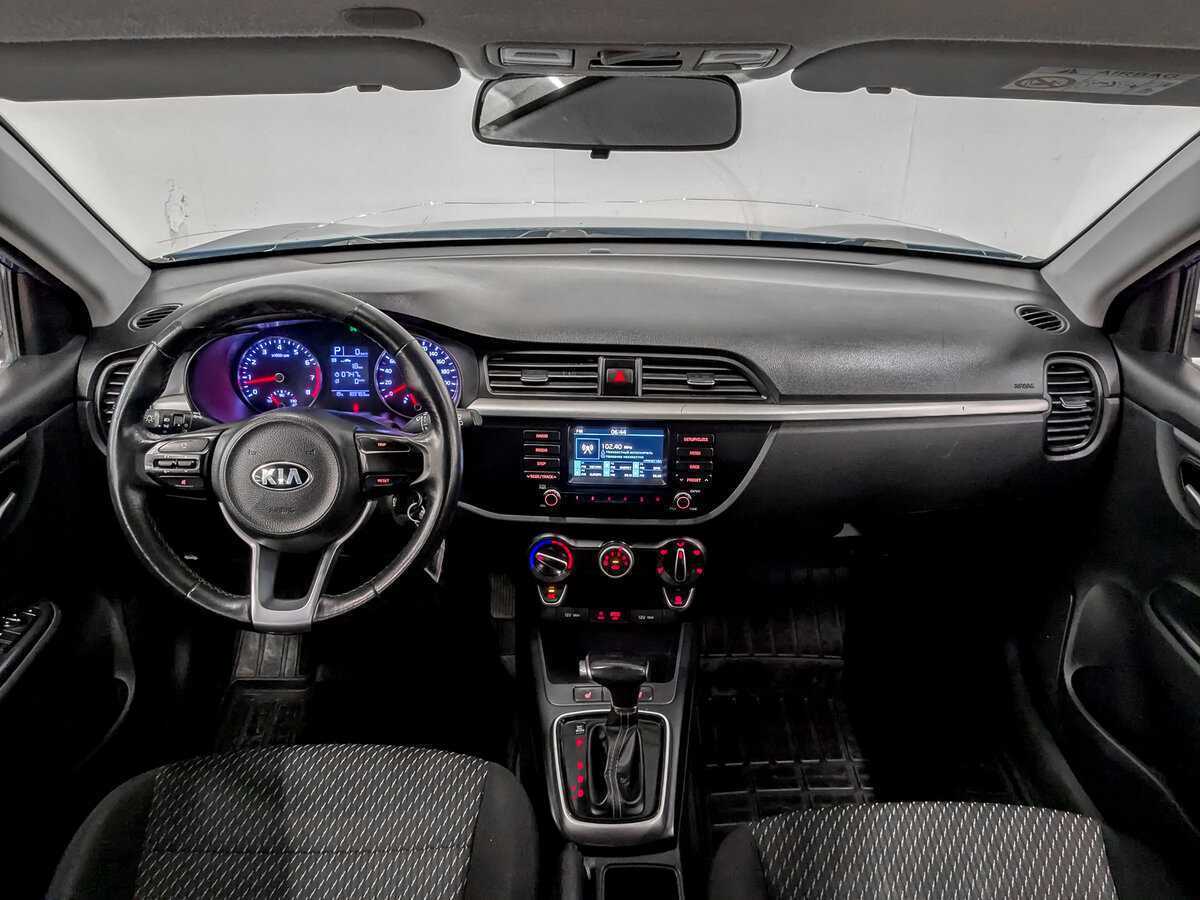 Kia Rio с пробегом — 2020 год. Фото: #13