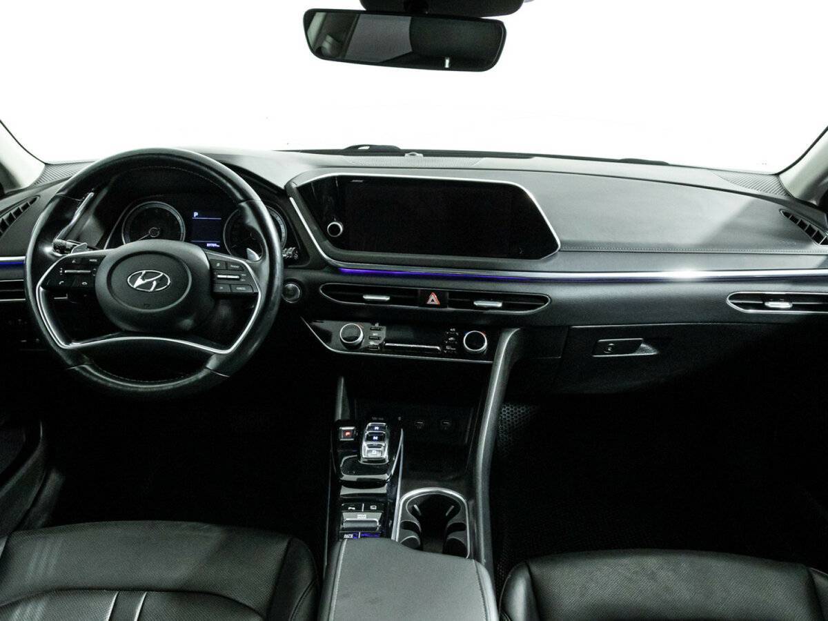 Hyundai Sonata с пробегом — 2020 год. Фото: #12