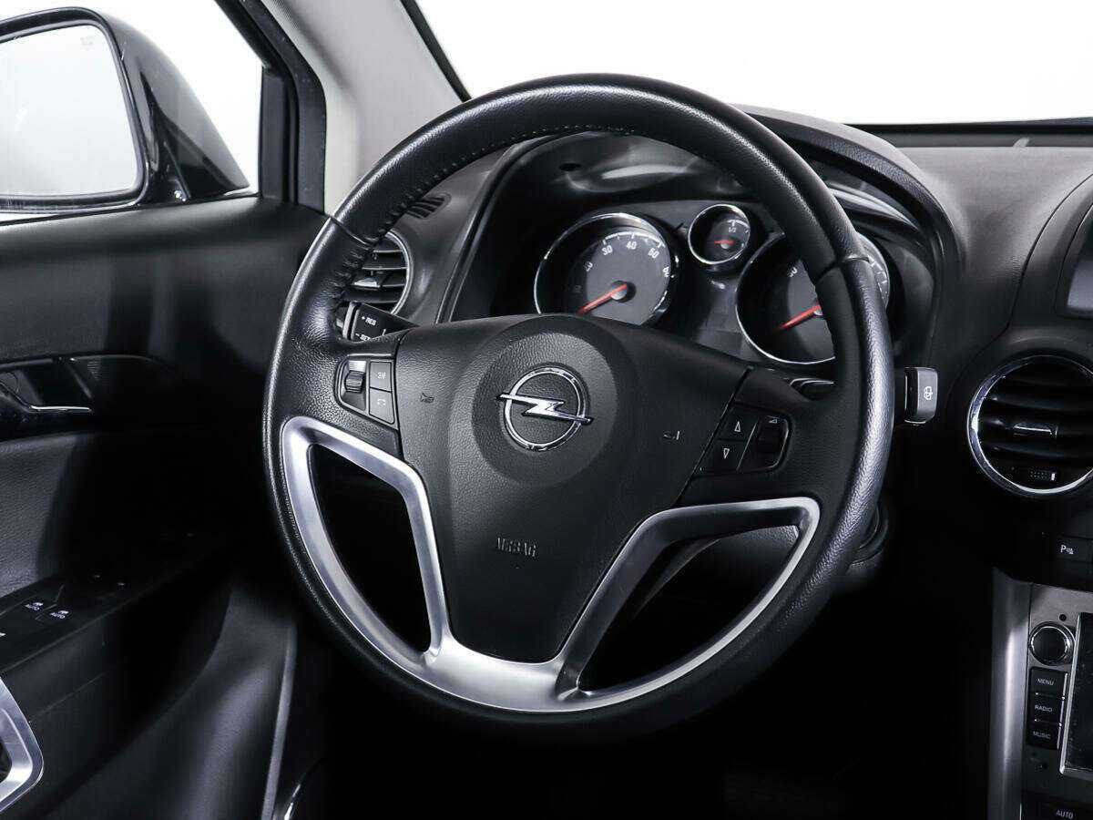 Opel Antara с пробегом — 2013 год. Фото: #13