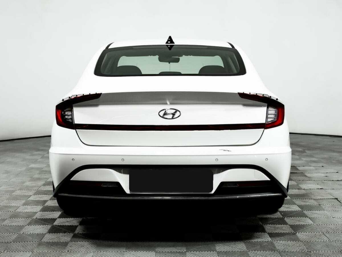 Hyundai Sonata с пробегом — 2021 год. Фото: #5