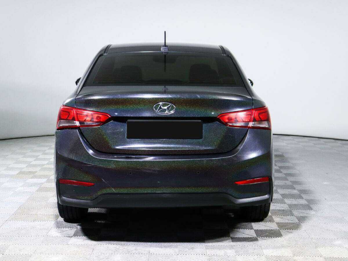 Hyundai Solaris с пробегом — 2017 год. Фото: #5