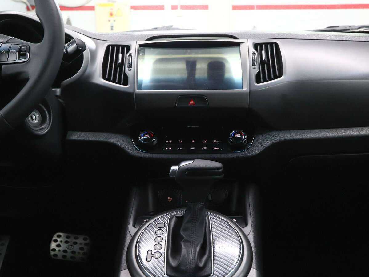Kia Sportage с пробегом — 2012 год. Фото: #16