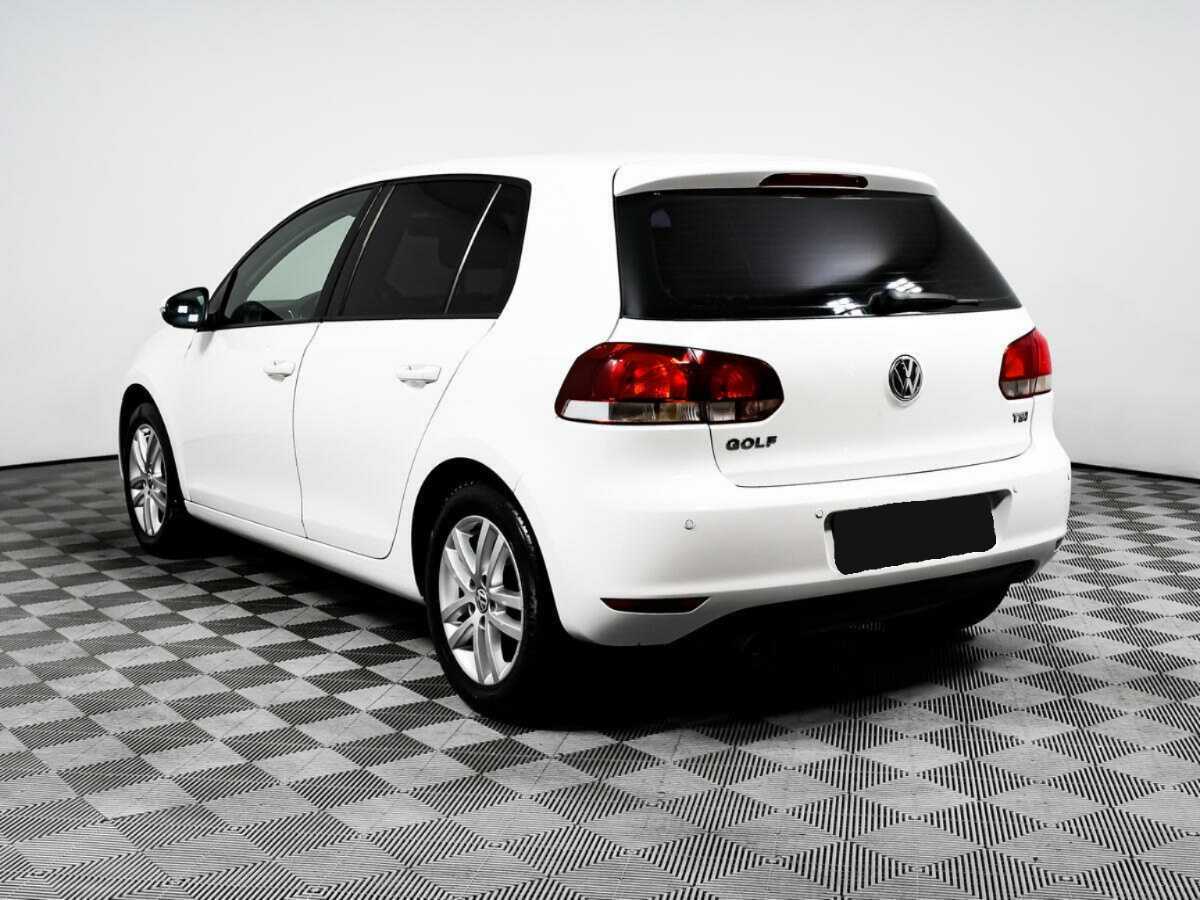 Volkswagen Golf с пробегом — 2012 год. Фото: #6