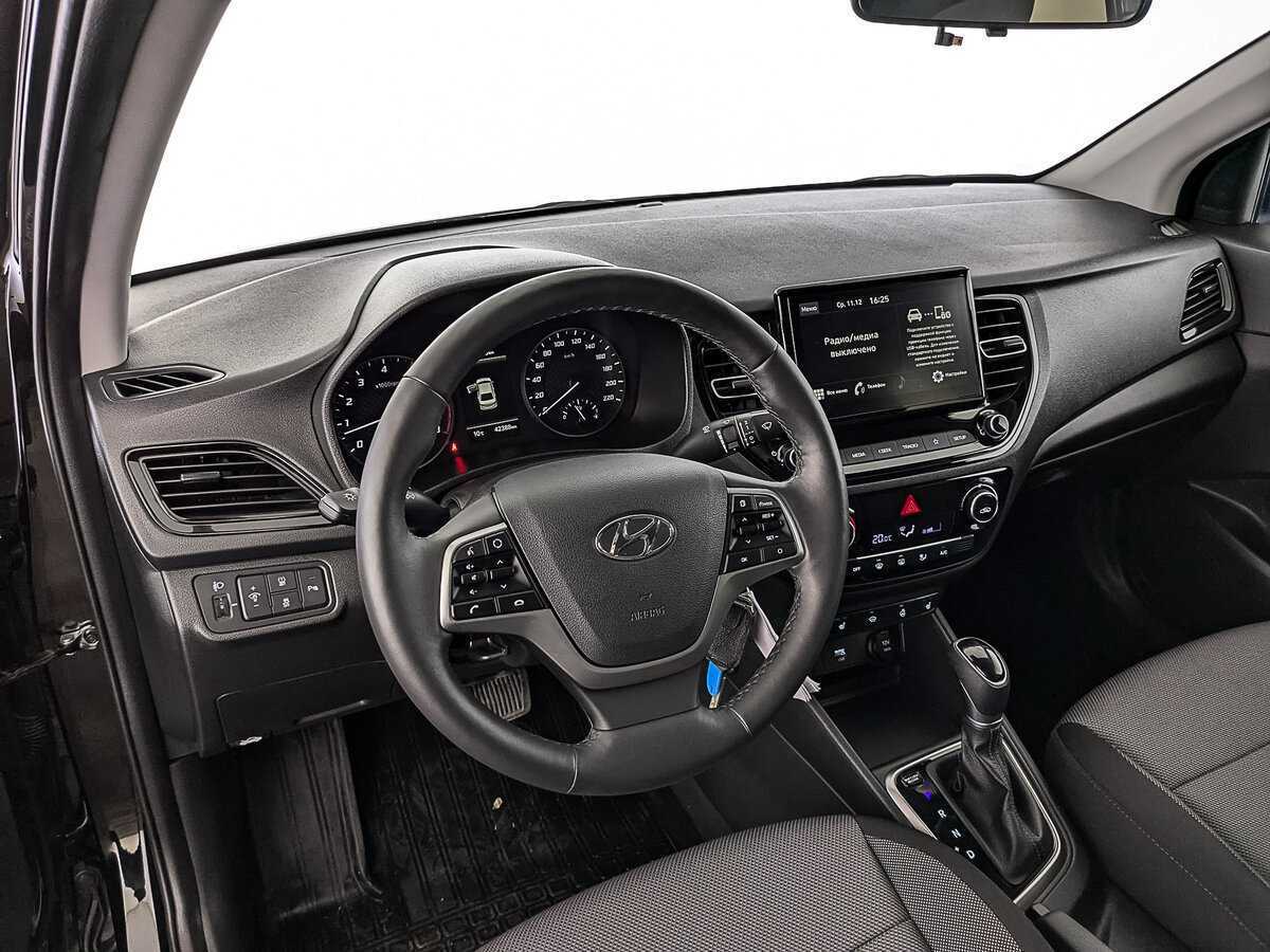 Hyundai Solaris с пробегом — 2021 год. Фото: #14