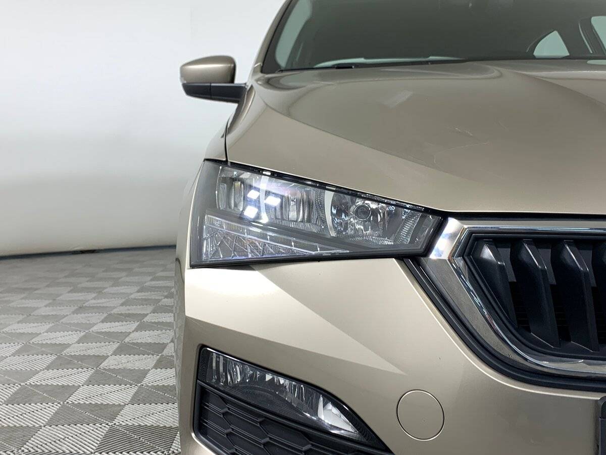 Skoda Rapid с пробегом — 2020 год. Фото: #9