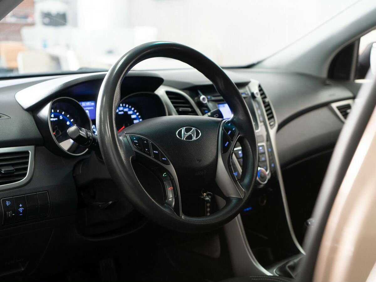 Hyundai i30 с пробегом — 2013 год. Фото: #4