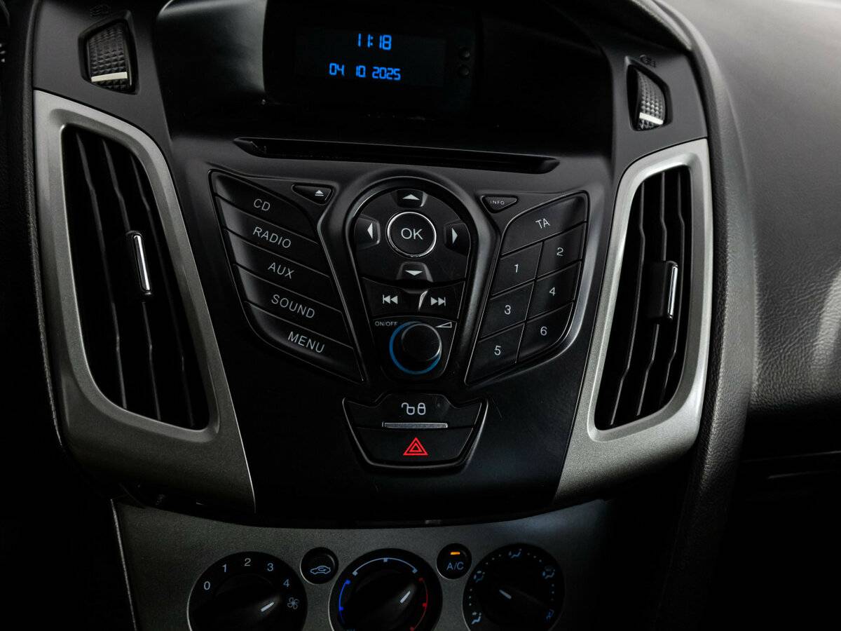 Ford Focus с пробегом — 2014 год. Фото: #11