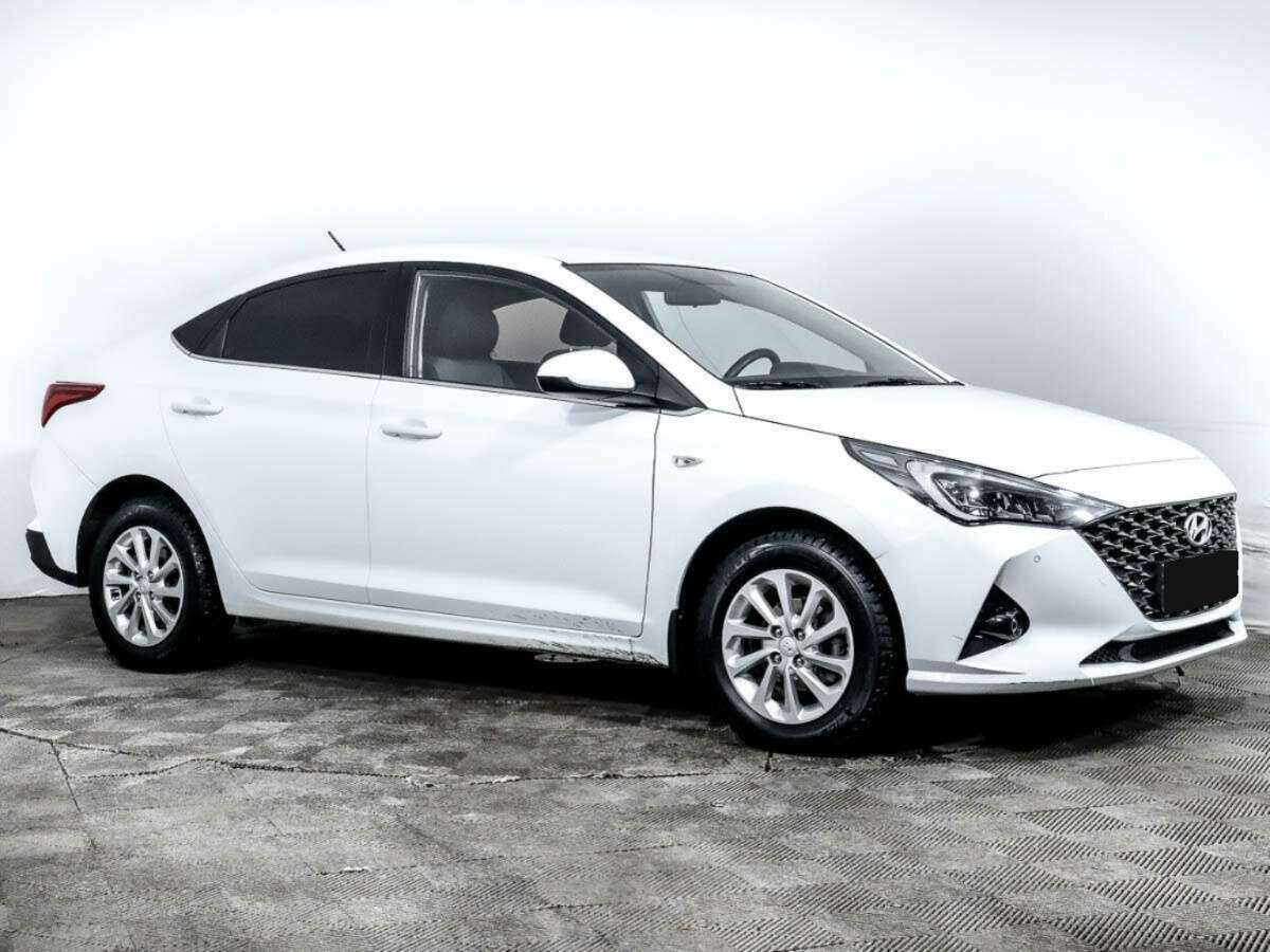 Hyundai Solaris с пробегом — 2020 год. Фото: #1