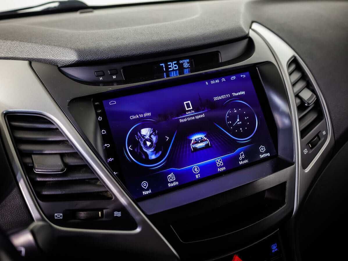 Hyundai Elantra с пробегом — 2015 год. Фото: #12