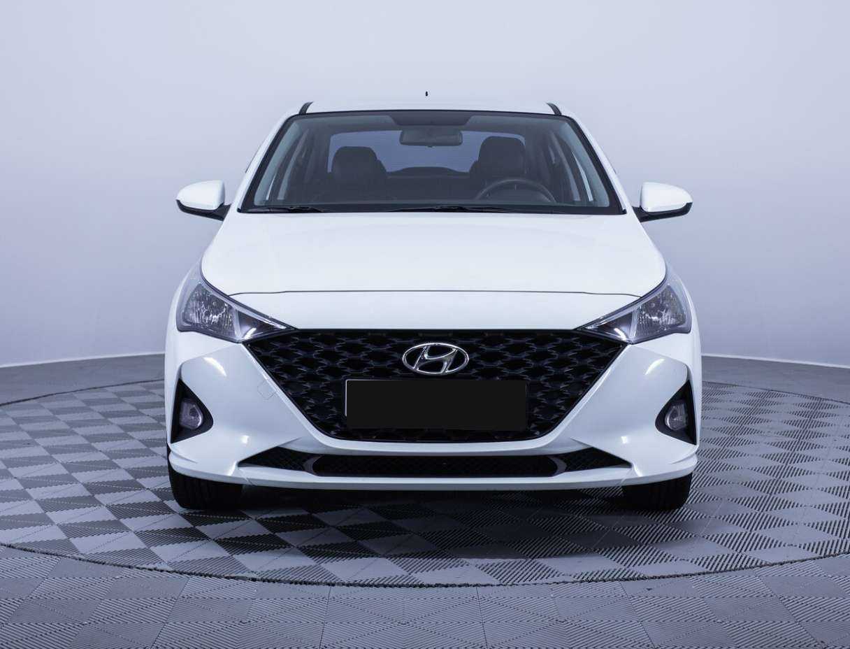 Hyundai Solaris с пробегом — 2021 год. Фото: #1