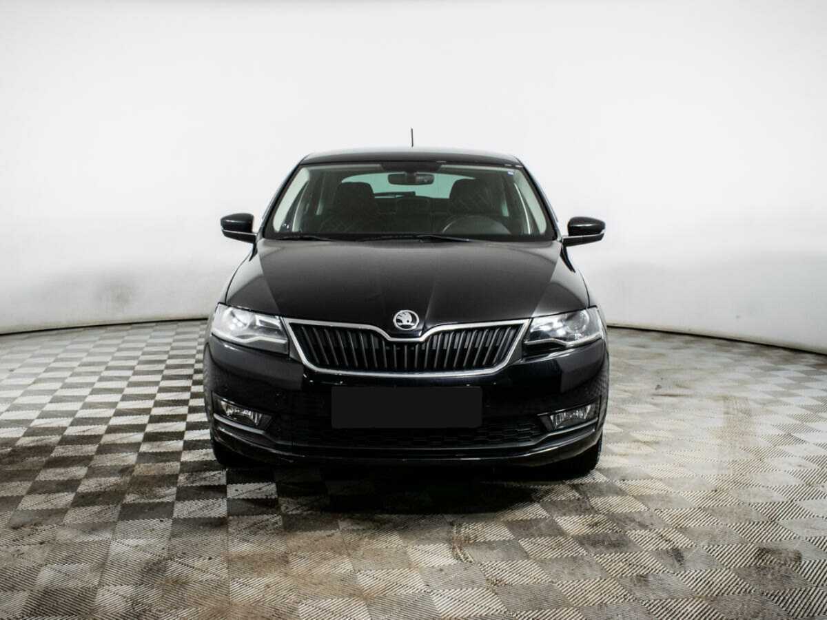 Skoda Rapid с пробегом — 2019 год. Фото: #1