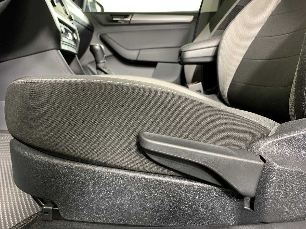 Skoda Rapid с пробегом — 2019 год. Фото: #16