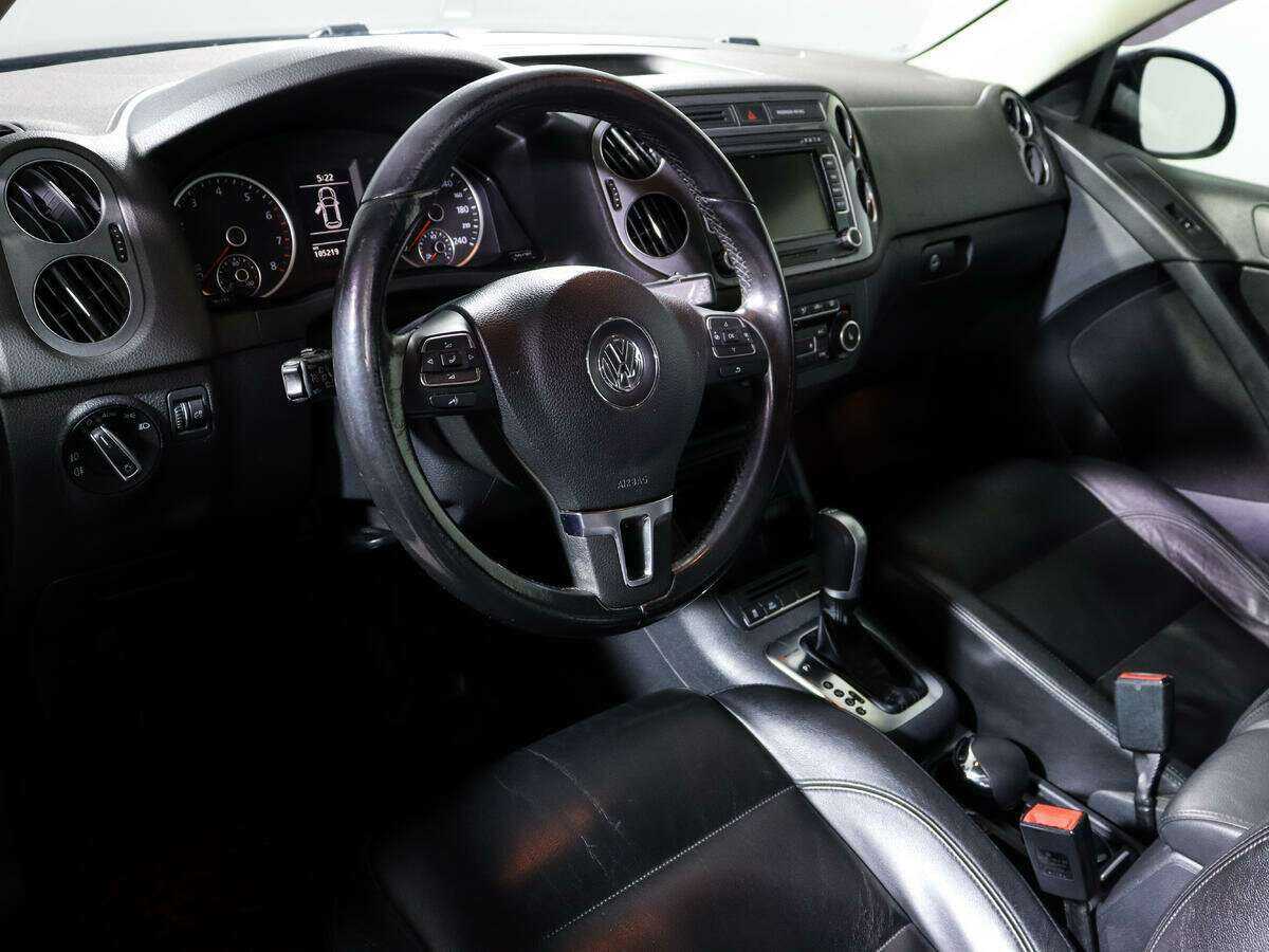 Volkswagen Tiguan с пробегом — 2012 год. Фото: #10