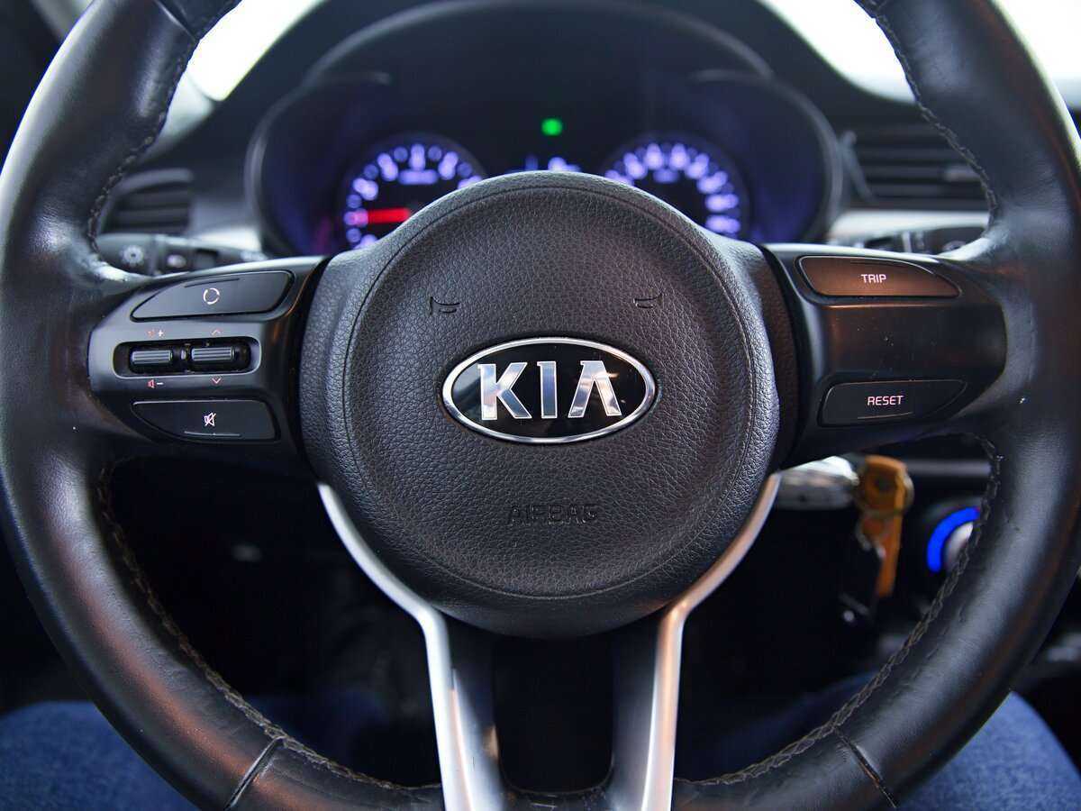 Kia Rio с пробегом — 2017 год. Фото: #10