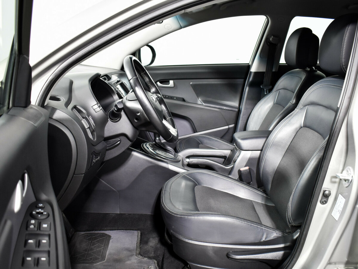 Kia Sportage с пробегом — 2013 год. Фото: #9