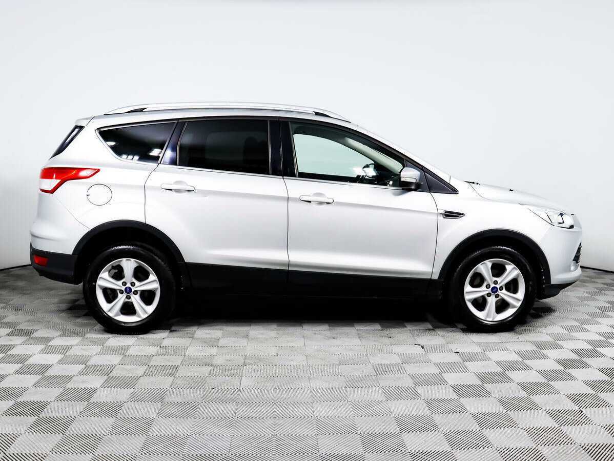 Ford Kuga с пробегом — 2016 год. Фото: #3