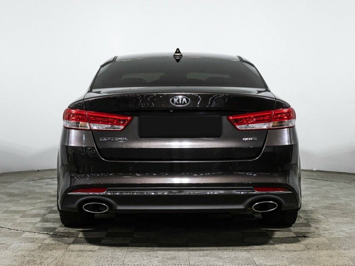 Kia Optima с пробегом — 2017 год. Фото: #5