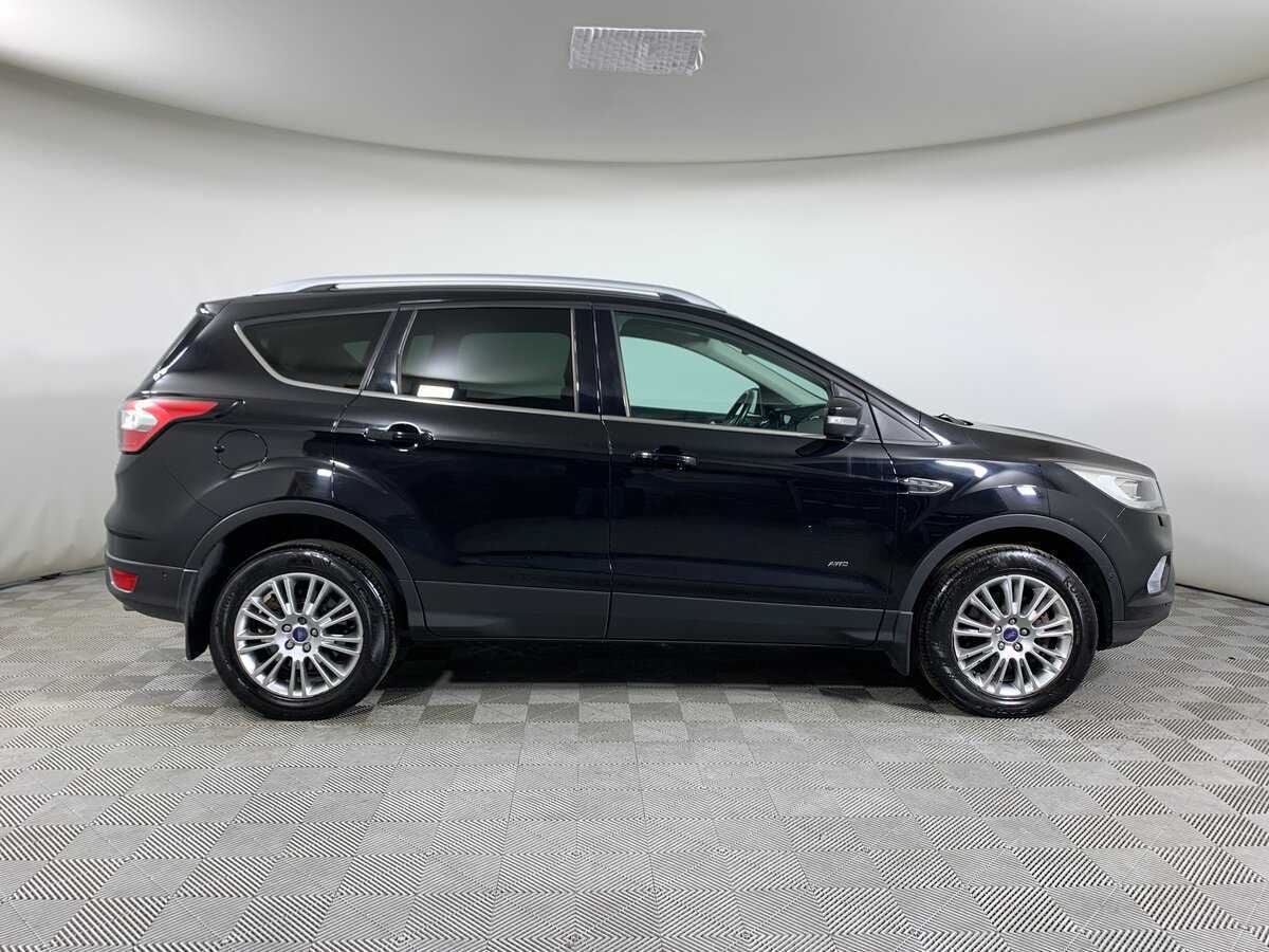 Ford Kuga с пробегом — 2017 год. Фото: #3