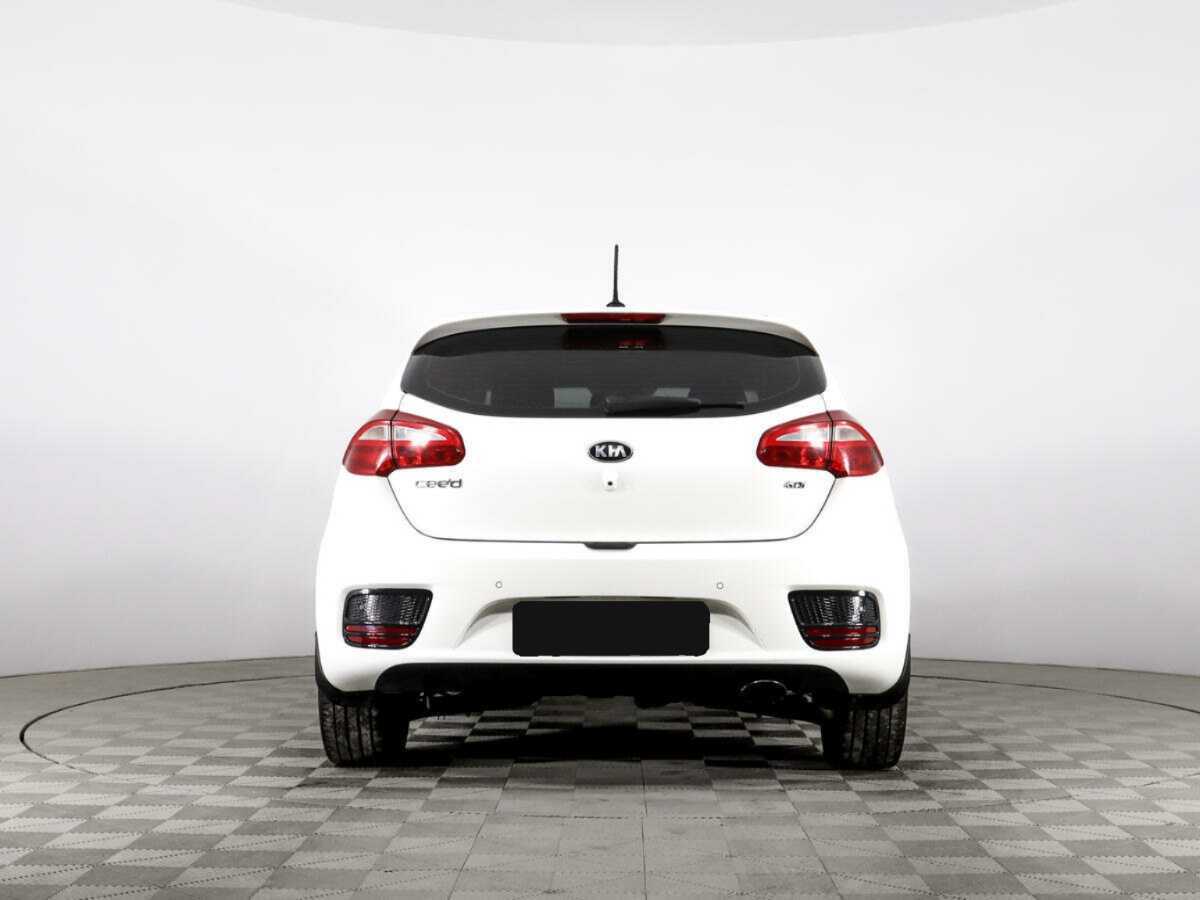 Kia Ceed с пробегом — 2016 год. Фото: #5