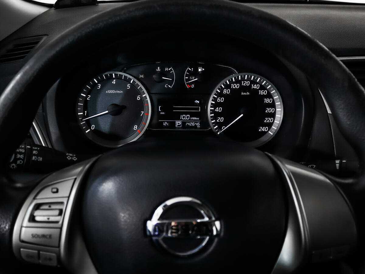 Nissan Sentra с пробегом — 2015 год. Фото: #16