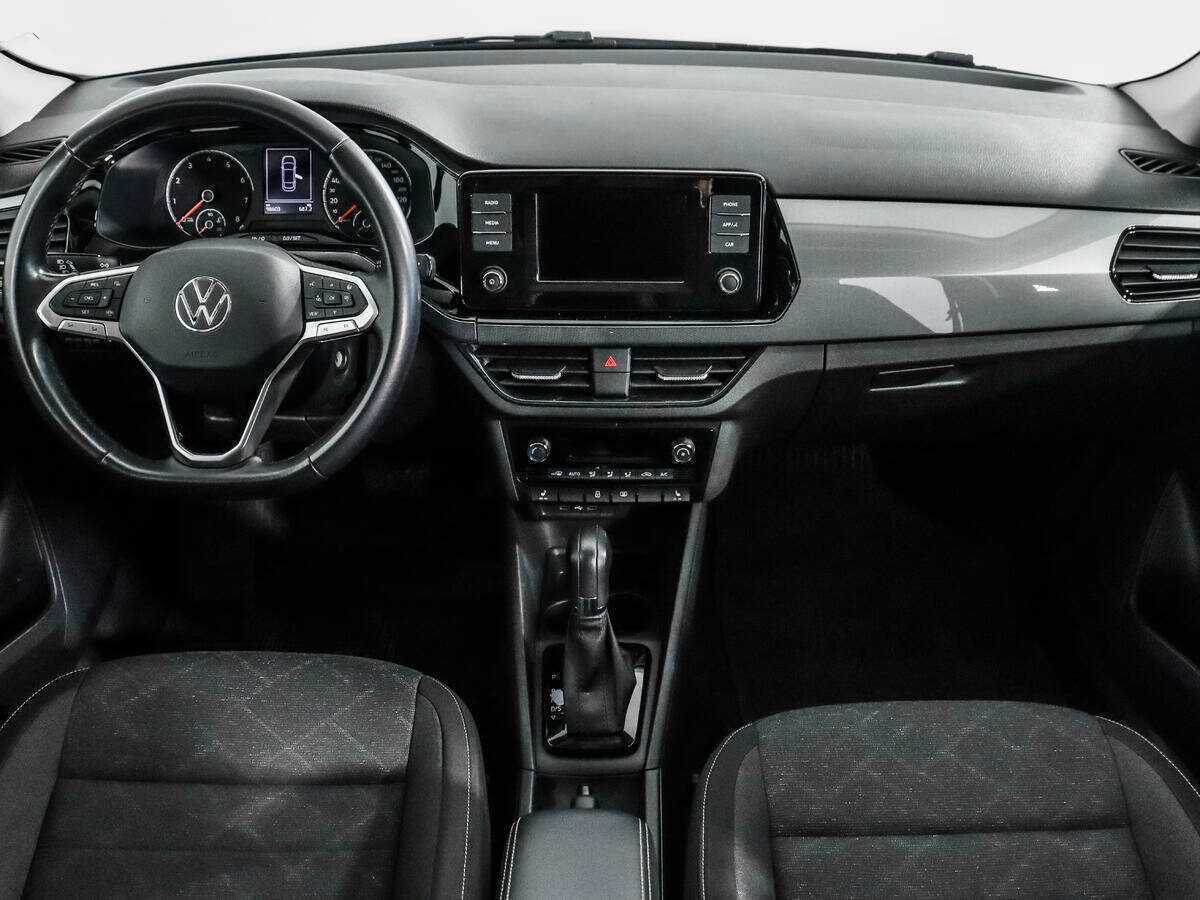Volkswagen Polo с пробегом — 2020 год. Фото: #11