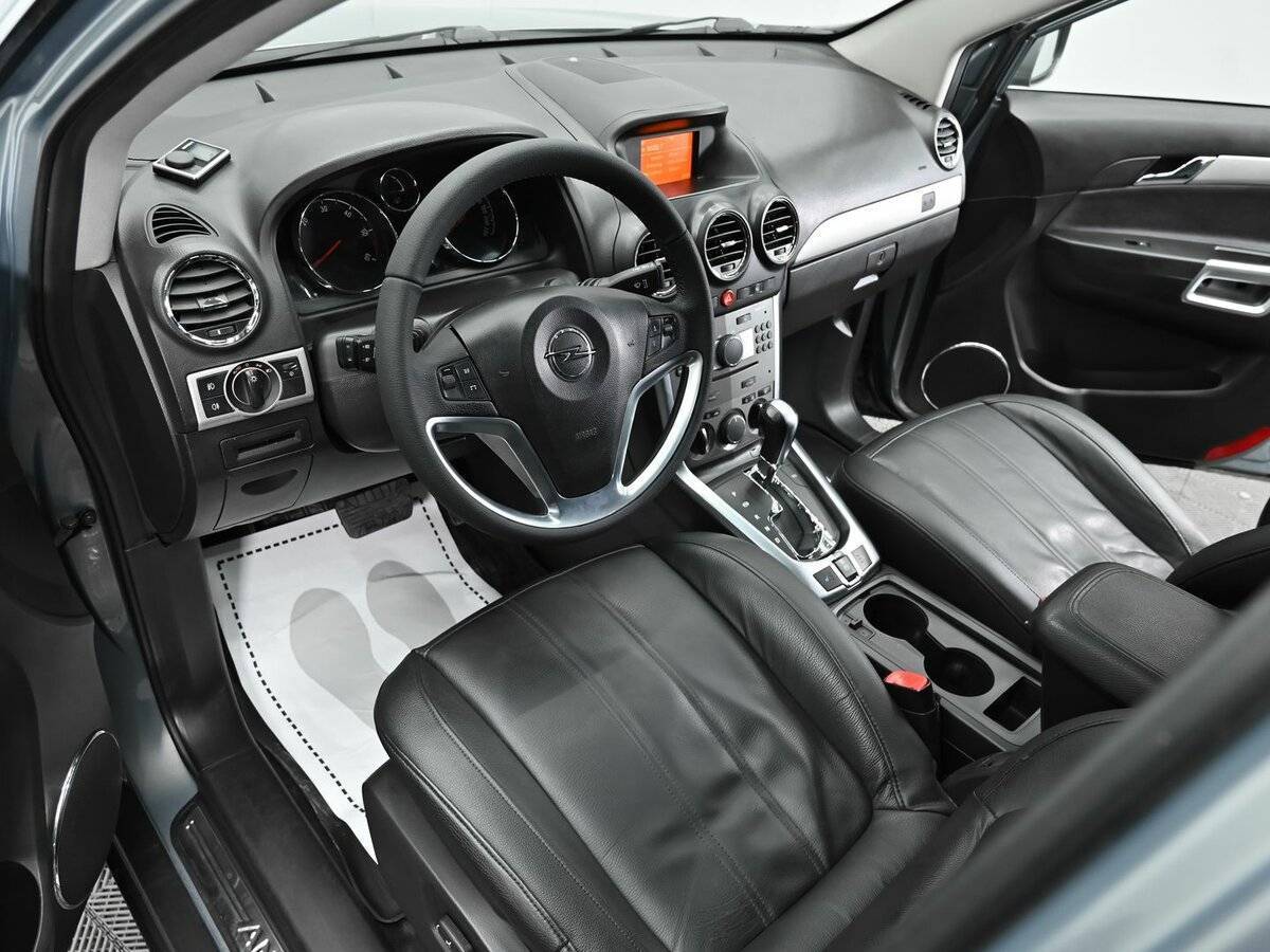 Opel Antara с пробегом — 2013 год. Фото: #6