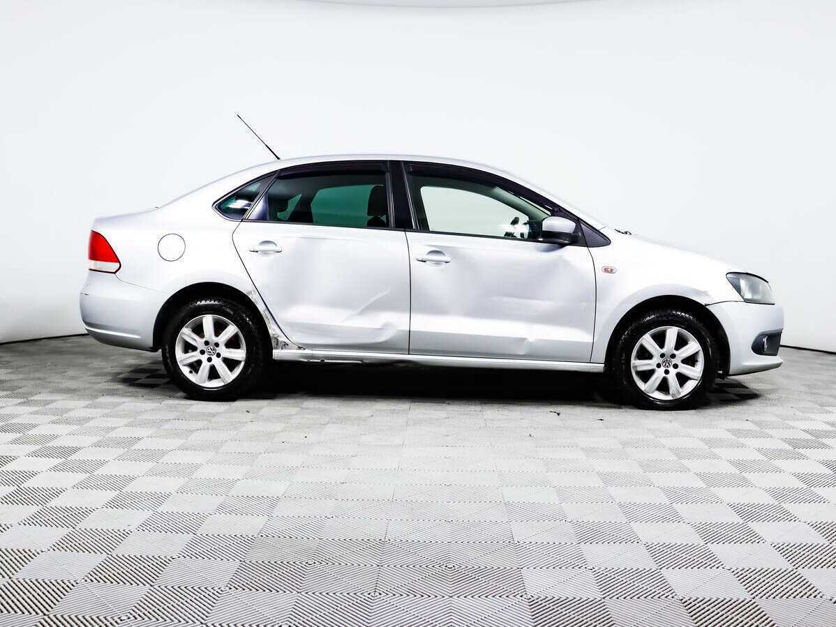 Volkswagen Polo с пробегом — 2012 год. Фото: #3
