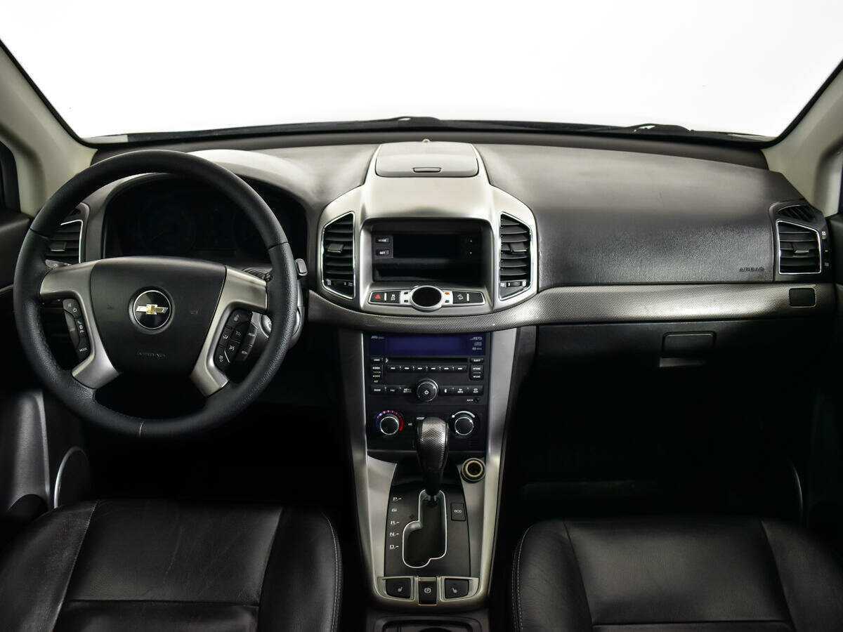 Chevrolet Captiva с пробегом — 2012 год. Фото: #11