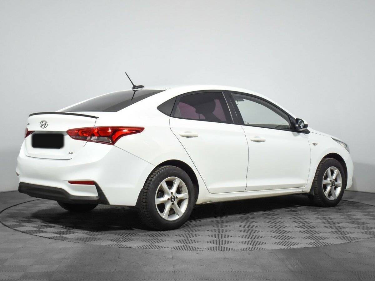 Hyundai Solaris с пробегом — 2017 год. Фото: #4
