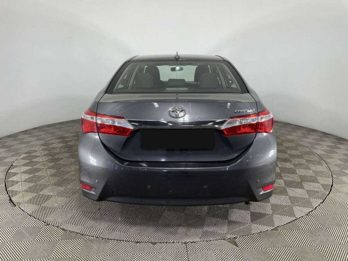 Toyota Corolla с пробегом — 2017 год. Фото: #2