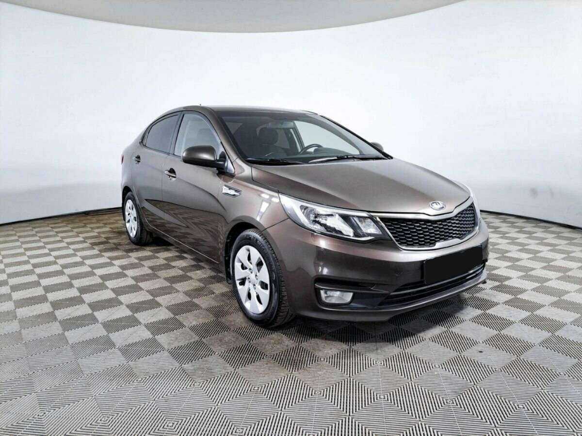 Kia Rio с пробегом — 2016 год. Фото: #2