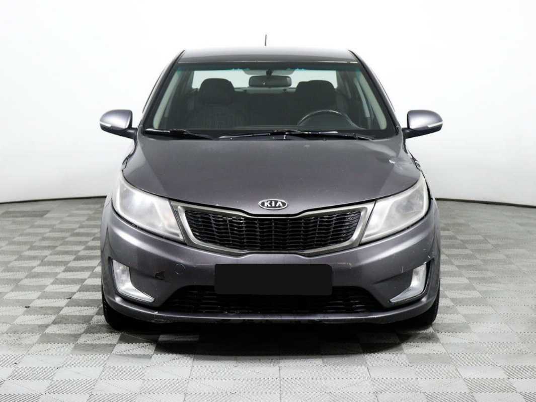Kia Rio с пробегом — 2012 год. Фото: #1