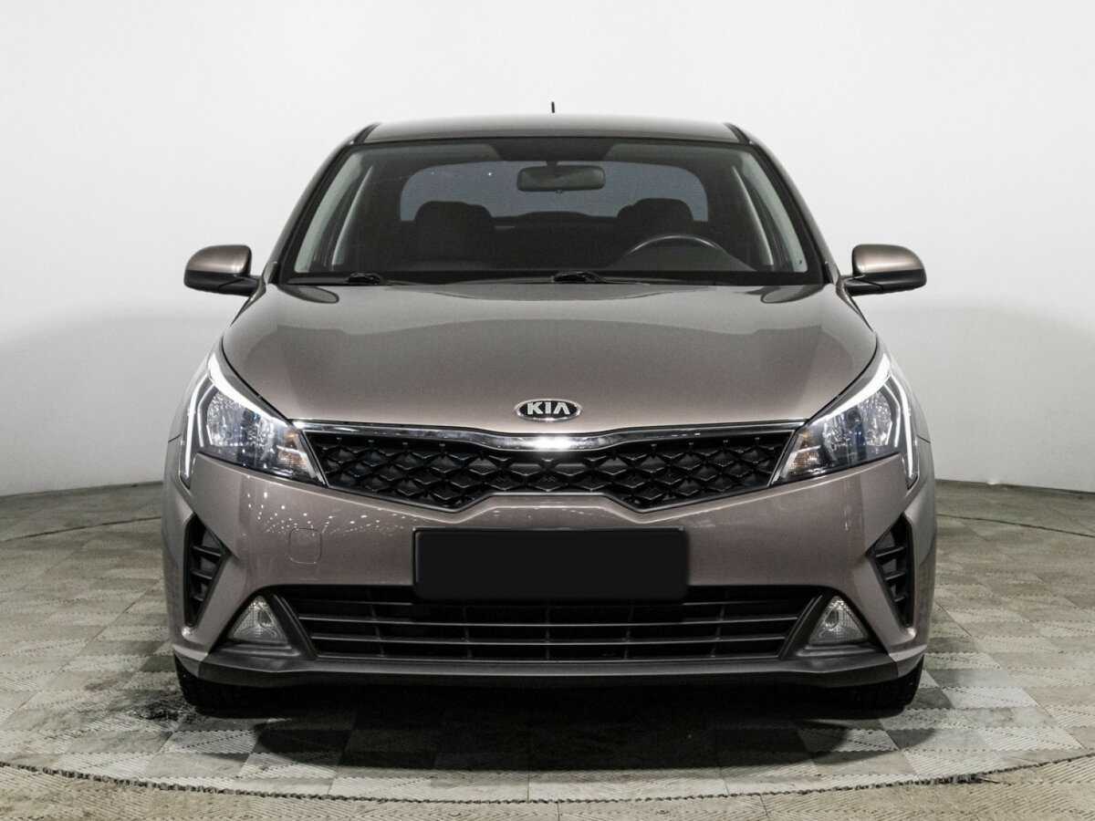 Kia Rio с пробегом — 2020 год. Фото: #1