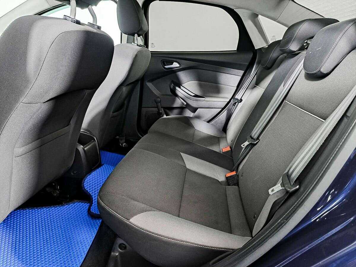Ford Focus с пробегом — 2013 год. Фото: #11