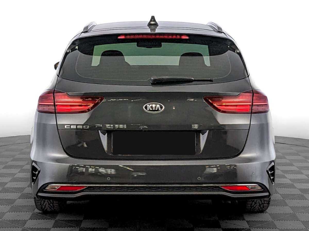 Kia Ceed с пробегом — 2021 год. Фото: #5