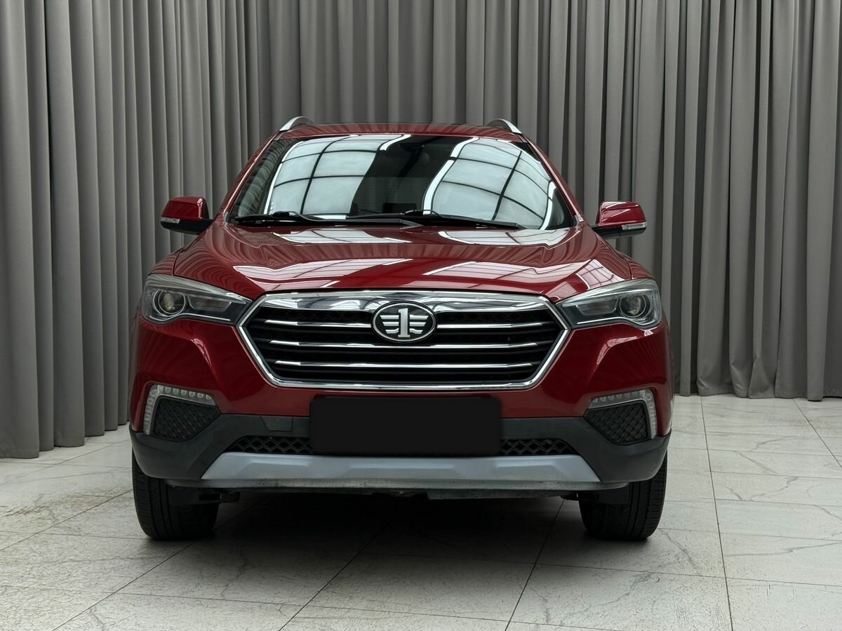 FAW Besturn X80 с пробегом — 2018 год. Фото: #1