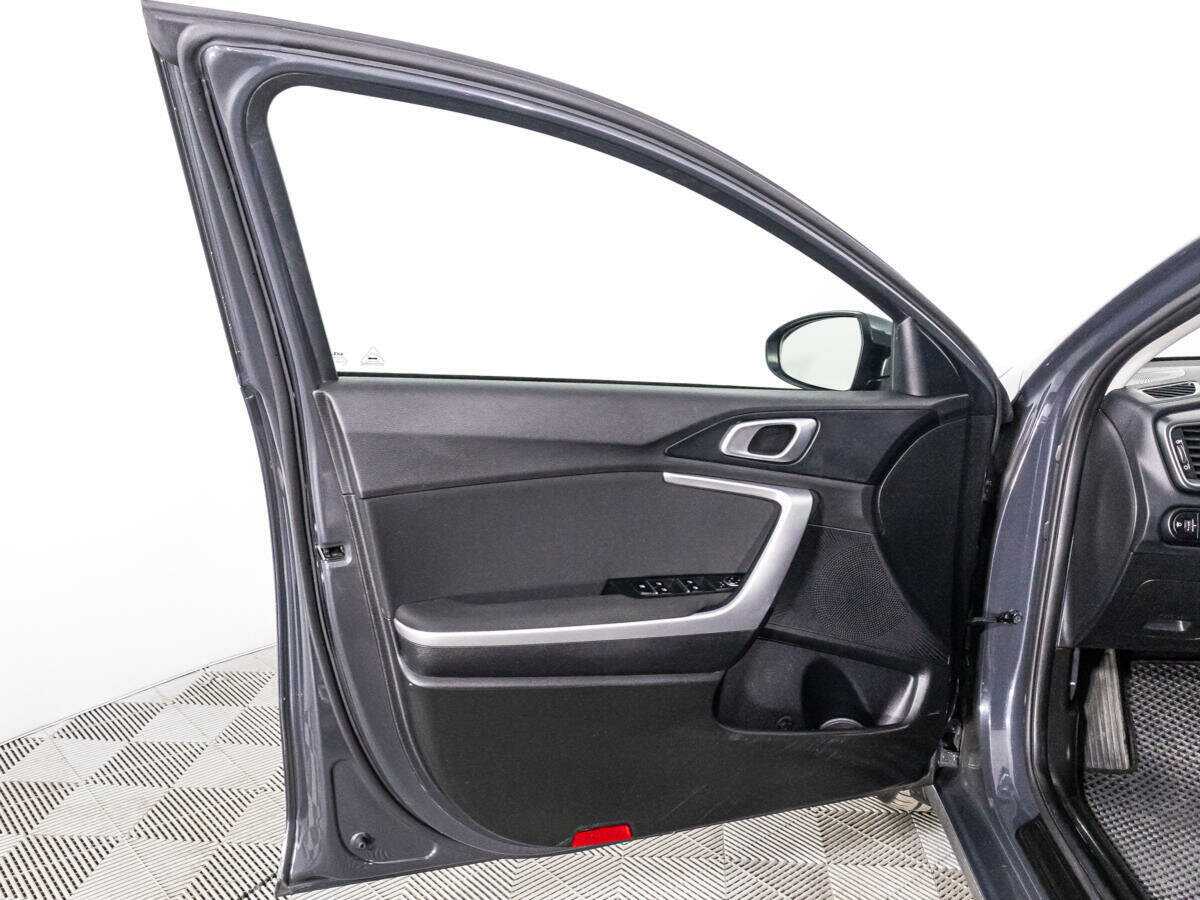 Kia Ceed с пробегом — 2022 год. Фото: #23